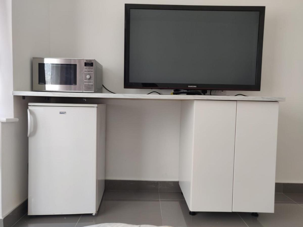 Stunning Double Room In Harrow Wembley - Khoob House Лондон Екстериор снимка